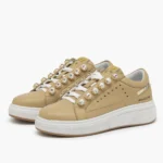 Μπεζ δερμάτινα sneakers με στρας