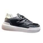 Μαύρα sneakers με μοτίβο και λευκή σόλα