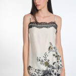 Μπλούζα με λεπτή τιράντα, floral print και δαντέλα