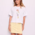 Λευκό t-shirt με κάθετο λογότυπο από πολύχρωμες παγιέτες