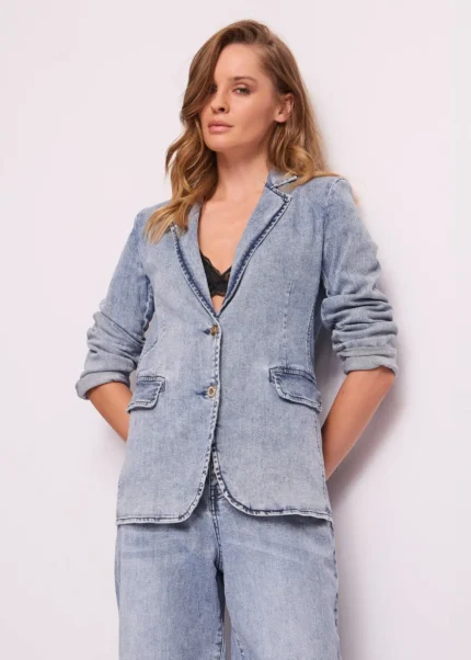 Ανοιχτό γαλάζιο τζιν blazer με χρυσά κουμπιά