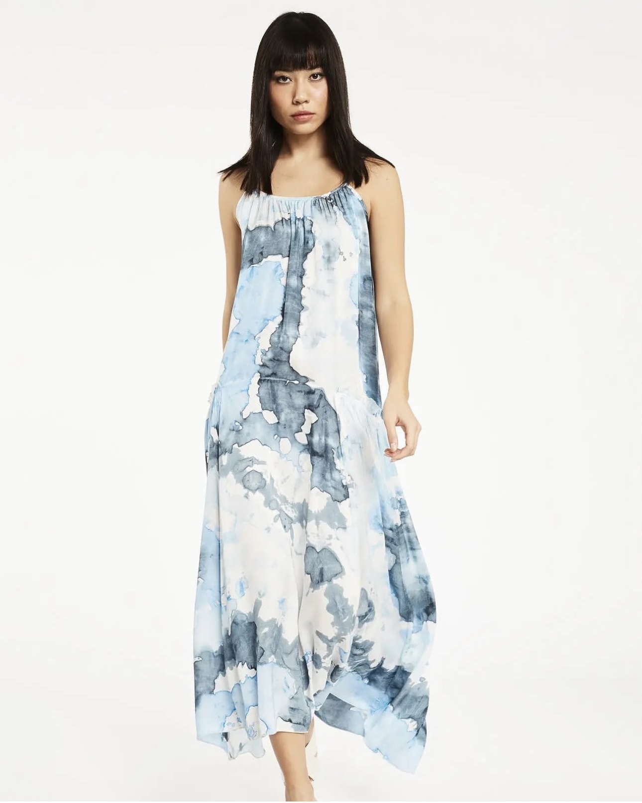 Screenshot Maxi φόρεμα βισκόζης με γαλάζιο tie-dye - Image 1
