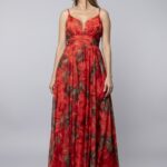 Εμπριμέ μάξι φόρεμα με κόκκινο floral μοτίβο